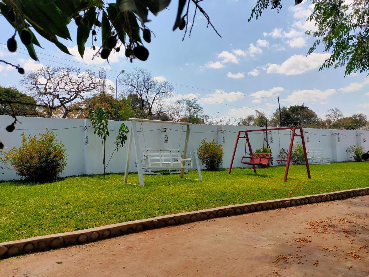 Golden Days Lodge Livingstone Exterior photo